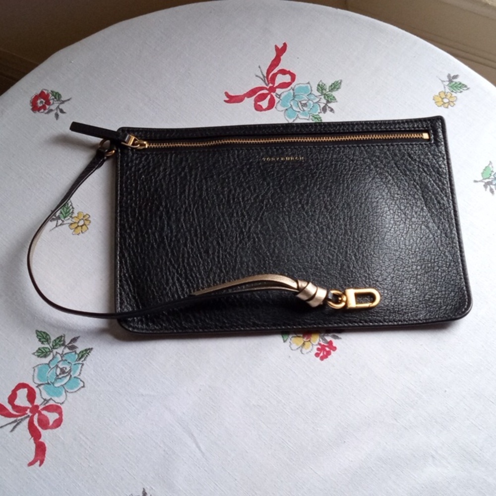 Tory Burch zippered bag
